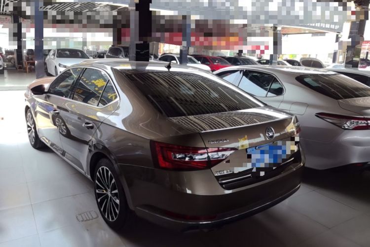 Used Skoda Superb 2018 TSI330 DSG Luxury Edition China V Standard Rear Left 45 Deg