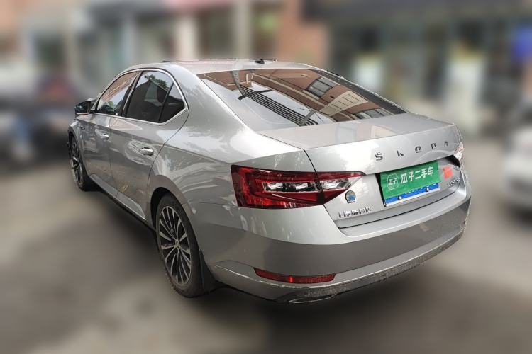 Used Skoda Superb 2018 TSI330 DSG Comfort Edition China VI Standard Rear Left 45 Deg