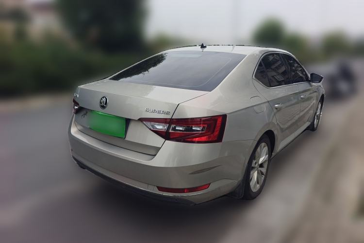 Used Skoda Superb 2018 TSI330 DSG Comfort Edition China V Standard Rear Right 45 Deg