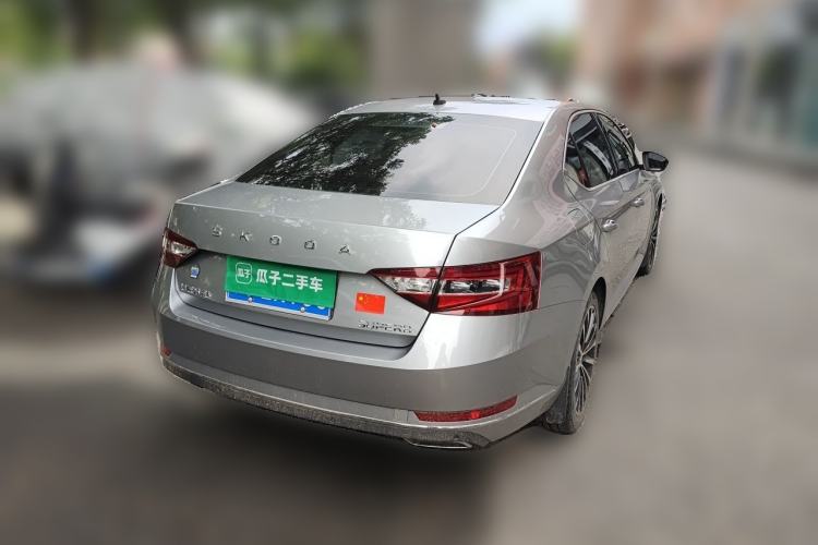 Used Skoda Superb 2018 TSI330 DSG Comfort Edition China VI Standard Rear Right 45 Deg