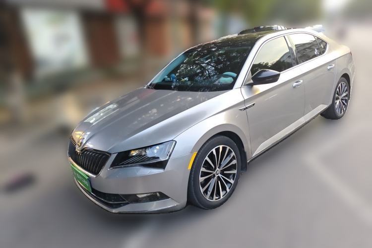 Used Skoda Superb 2018 TSI330 DSG Luxury Edition China V Standard Guazi used car, China used car export, Used car for sale, Used cars, Cheapest cars for sale