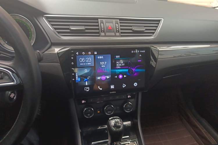 Used Skoda Superb 2018 TSI330 DSG Luxury Edition China V Standard Audio And AC Panel
