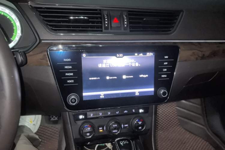 Used Skoda Superb 2018 TSI380 DSG Flagship Edition China V Standard Audio And AC Panel