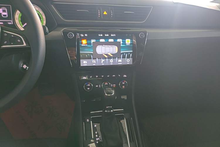 Used Skoda Superb 2018 TSI330 DSG Comfort Edition China V Standard Audio And AC Panel