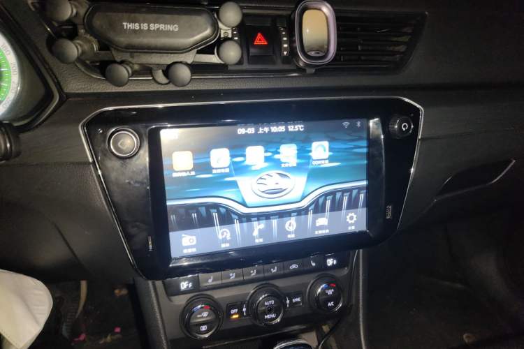 Used Skoda Superb 2018 TSI280 DSG Luxury Edition China V Standard Audio And AC Panel