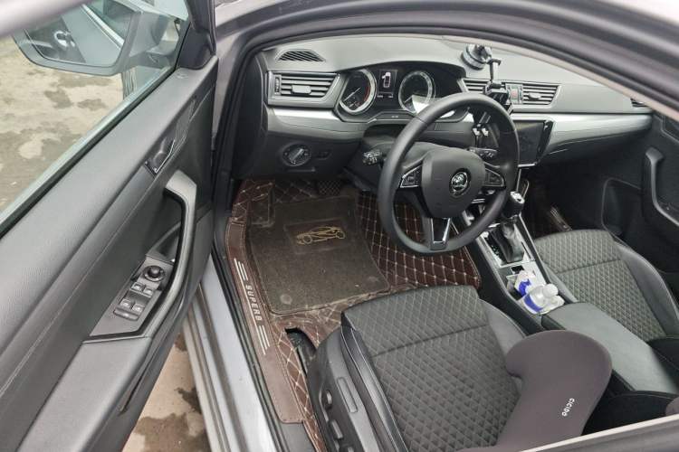 Used Skoda Superb 2018 TSI280 DSG Comfort Edition China V Standard Driver Seat