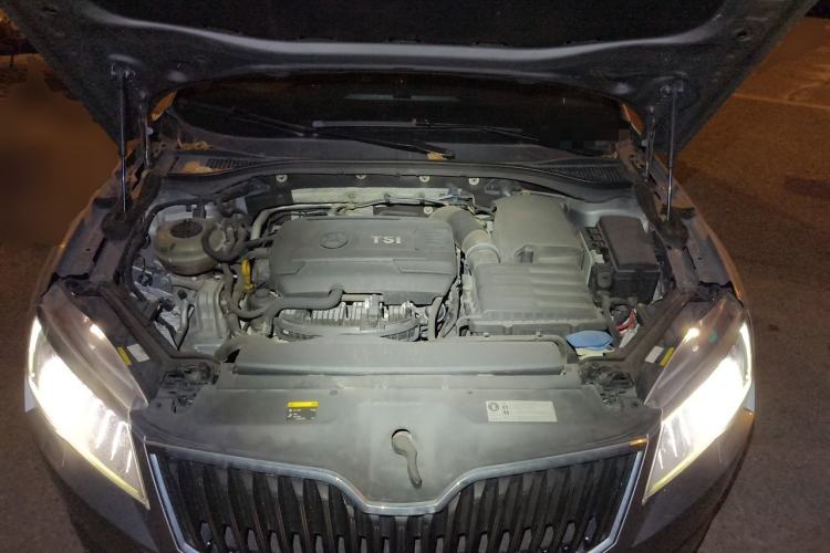 Used Skoda Superb 2018 TSI330 DSG Luxury Edition China V Standard Engine Bay