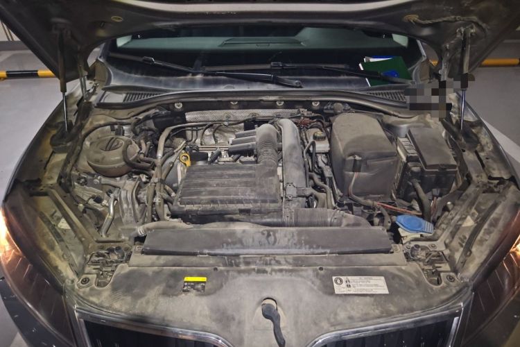 Used Skoda Superb 2018 TSI280 DSG Comfort Edition China V Standard Engine Bay