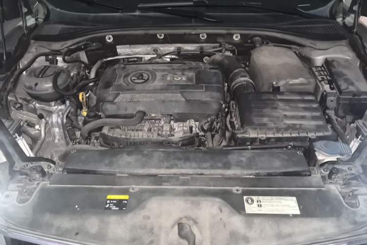 Used Skoda Superb 2018 TSI380 DSG Flagship Edition China V Standard Engine Bay