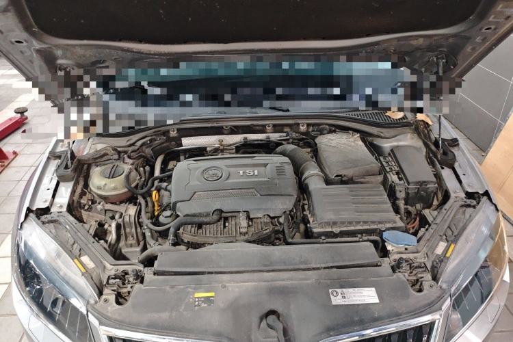 Used Skoda Superb 2018 TSI330 DSG Luxury Edition China V Standard Engine Bay