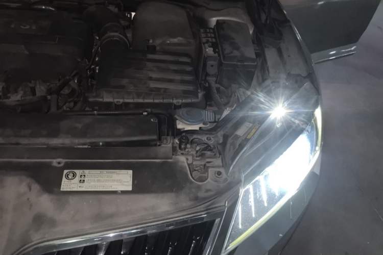Used Skoda Superb 2018 TSI380 DSG Flagship Edition China V Standard Engine Bay Left