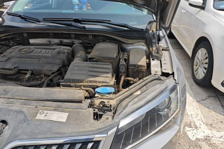 Used Skoda Superb 2018 TSI330 DSG Comfort Edition China V Standard Engine Bay Left