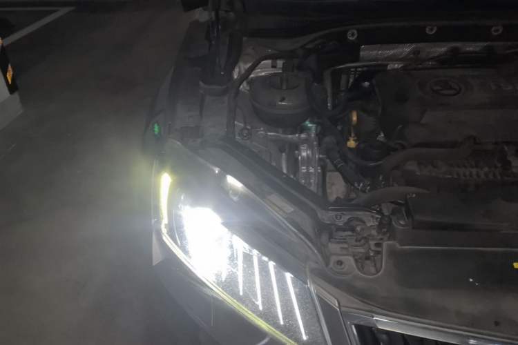 Used Skoda Superb 2018 TSI380 DSG Flagship Edition China V Standard Engine Bay Right