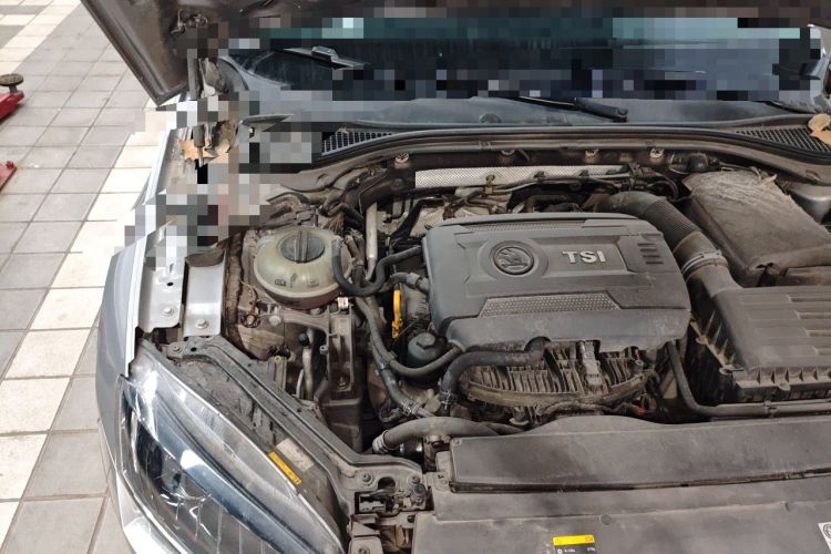 Used Skoda Superb 2018 TSI330 DSG Luxury Edition China V Standard Engine Bay Right