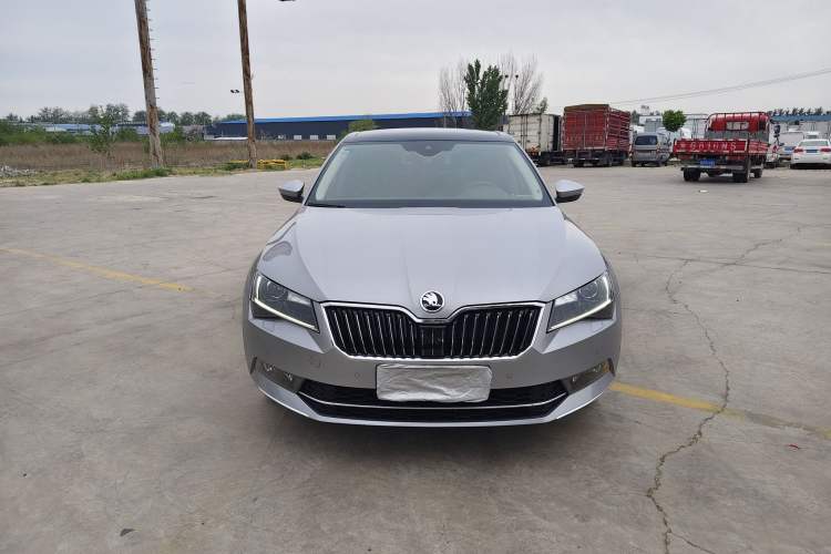 Used Skoda Superb 2018 TSI380 DSG Flagship Edition China V Standard Exterior 1