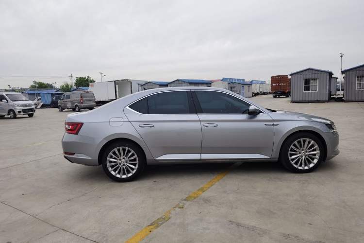 Used Skoda Superb 2018 TSI380 DSG Flagship Edition China V Standard Exterior 10