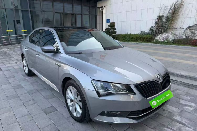 Used Skoda Superb 2018 TSI330 DSG Comfort Edition China V Standard Exterior 12