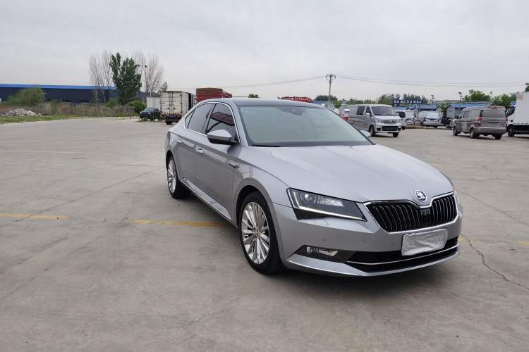 Used Skoda Superb 2018 TSI380 DSG Flagship Edition China V Standard Exterior 2