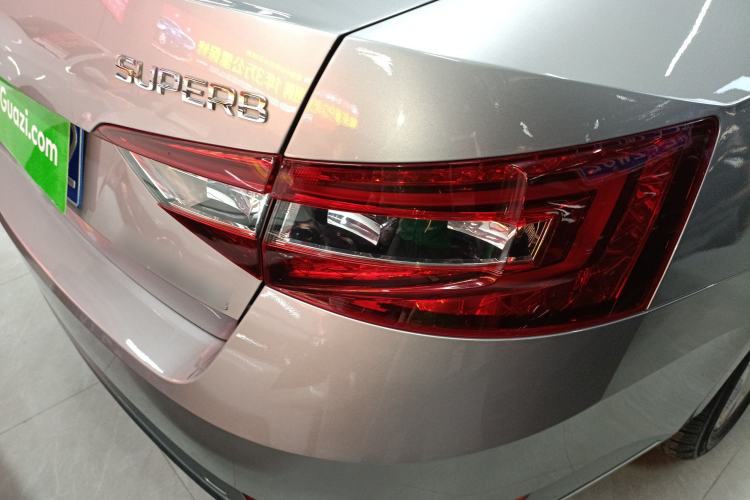 Used Skoda Superb 2018 TSI330 DSG Comfort Edition China V Standard Exterior 6