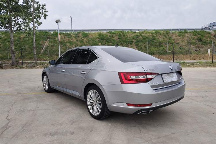 Used Skoda Superb 2018 TSI380 DSG Flagship Edition China V Standard Exterior 7