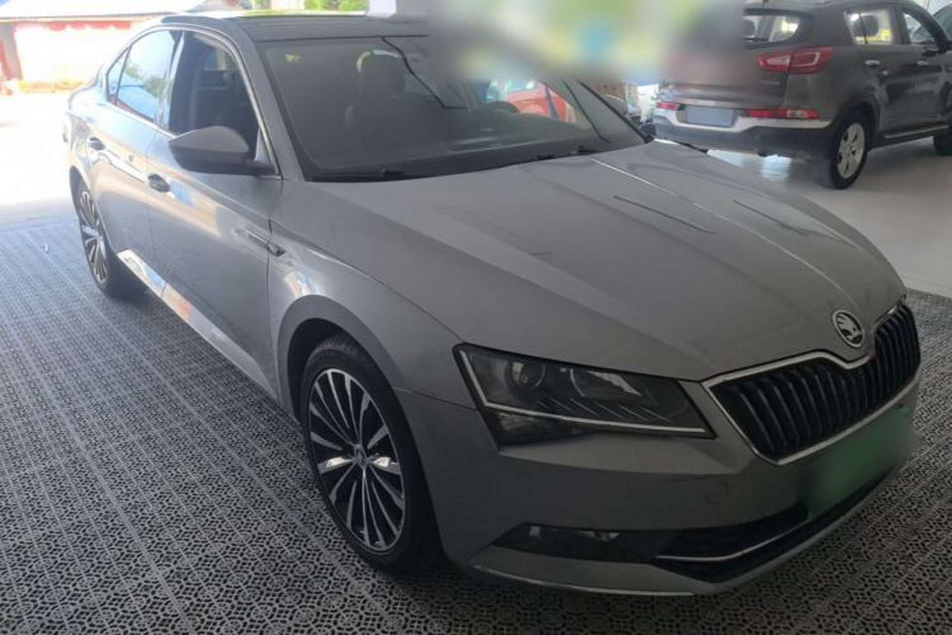 Used Skoda Superb 2018 TSI280 DSG Comfort Edition China V Standard Front Right 45 Deg