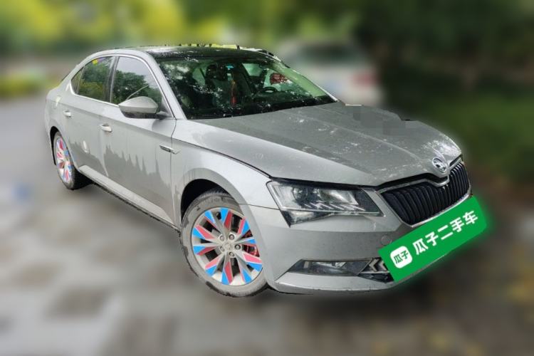 Used Skoda Superb 2018 TSI280 DSG Comfort Edition China V Standard Front Right 45 Deg