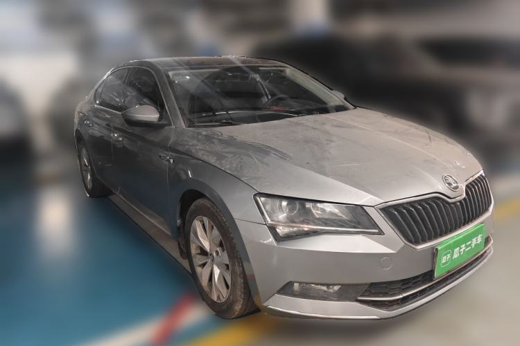 Used Skoda Superb 2018 TSI280 DSG Comfort Edition China V Standard Front Right 45 Deg