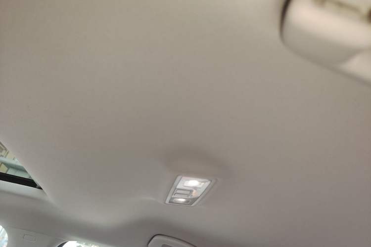 Used Skoda Superb 2018 TSI280 DSG Comfort Edition China V Standard Headliner
