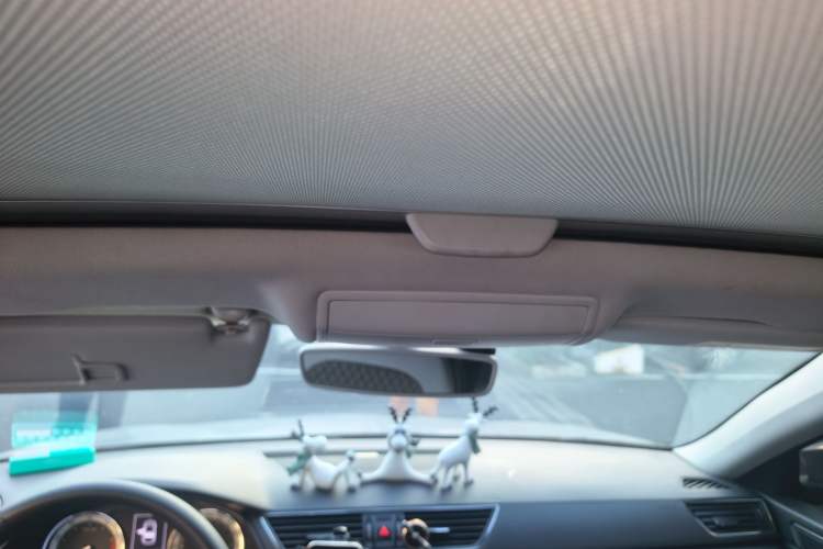 Used Skoda Superb 2018 TSI280 DSG Comfort Edition China V Standard Headliner