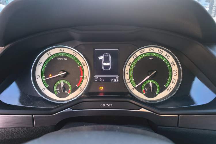 Used Skoda Superb 2018 TSI280 DSG Comfort Edition China V Standard Instrument Cluster