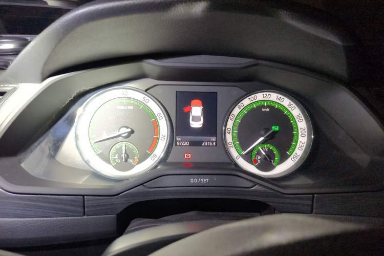Used Skoda Superb 2018 TSI330 DSG Luxury Edition China V Standard Instrument Cluster
