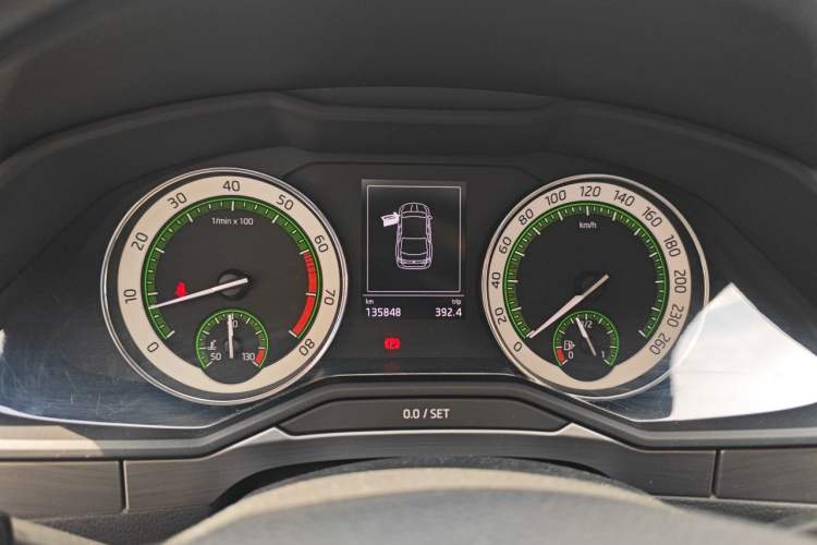Used Skoda Superb 2018 TSI330 DSG Comfort Edition China V Standard Instrument Cluster