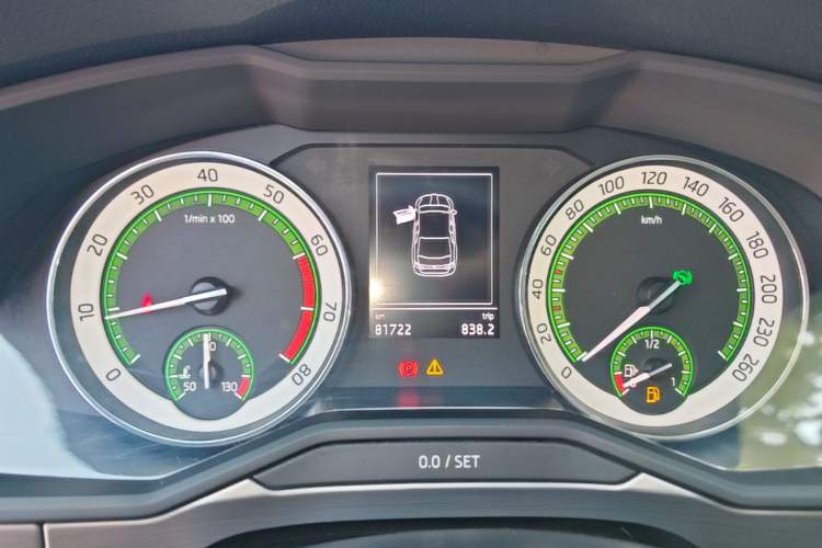 Used Skoda Superb 2018 TSI330 DSG Comfort Edition China VI Standard Instrument Cluster