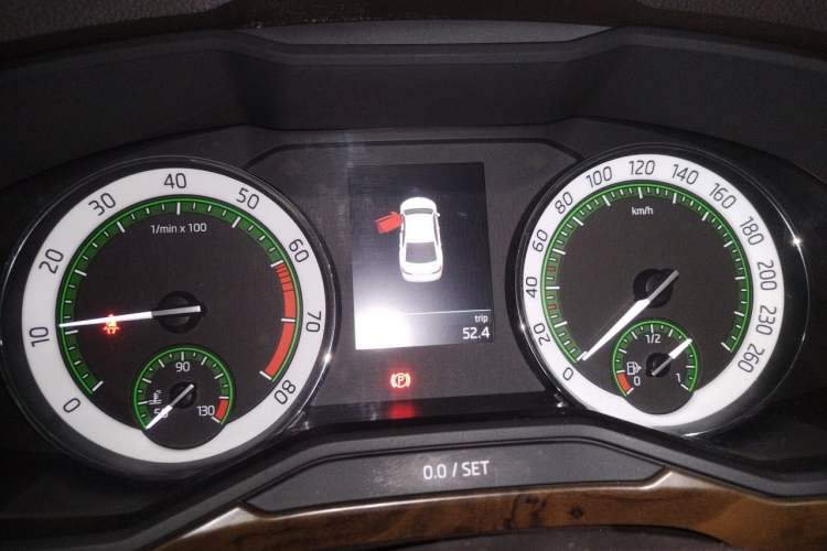 Used Skoda Superb 2018 TSI380 DSG Flagship Edition China V Standard Instrument Cluster