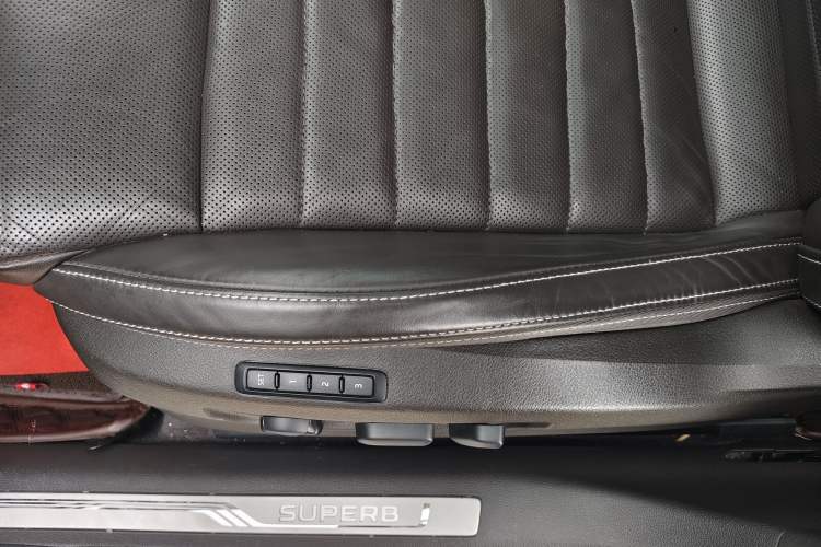 Used Skoda Superb 2018 TSI380 DSG Flagship Edition China V Standard Interior 2