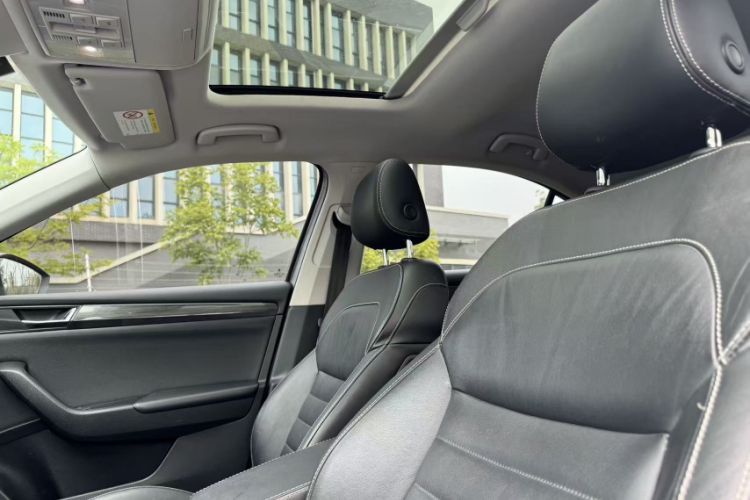 Used Skoda Superb 2018 TSI330 DSG Luxury Edition China V Standard Interior 9