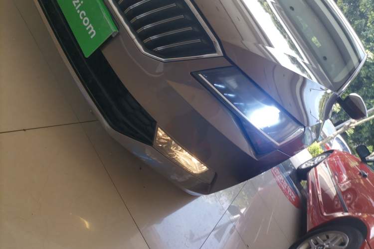 Used Skoda Superb 2018 TSI280 Manual Standard Edition China V Standards Left Front Headlight