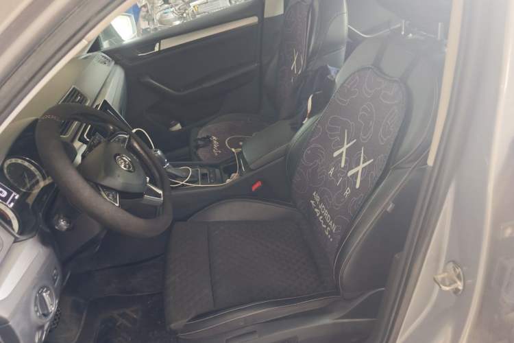 Used Skoda Superb 2018 TSI280 DSG Comfort Edition China V Standard Left Front Seat