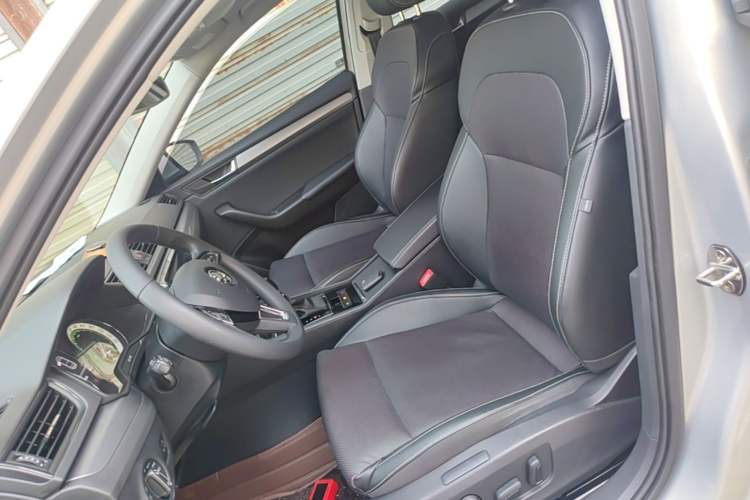 Used Skoda Superb 2018 TSI330 DSG Comfort Edition China V Standard Left Front Seat
