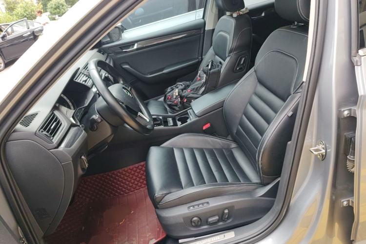 Used Skoda Superb 2018 TSI330 DSG Luxury Edition China V Standard Left Front Seat
