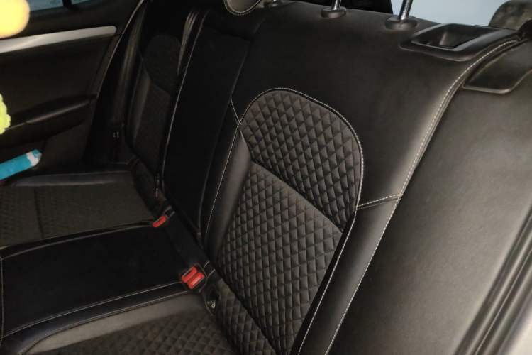 Used Skoda Superb 2018 TSI280 DSG Luxury Edition China V Standard Left Rear Seat