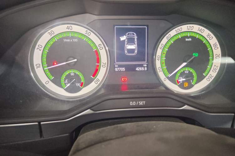 Used Skoda Superb 2018 TSI280 DSG Comfort Edition China V Standard Odometer Close Up