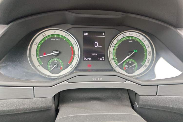 Used Skoda Superb 2018 TSI280 DSG Comfort Edition China V Standard Odometer Close Up