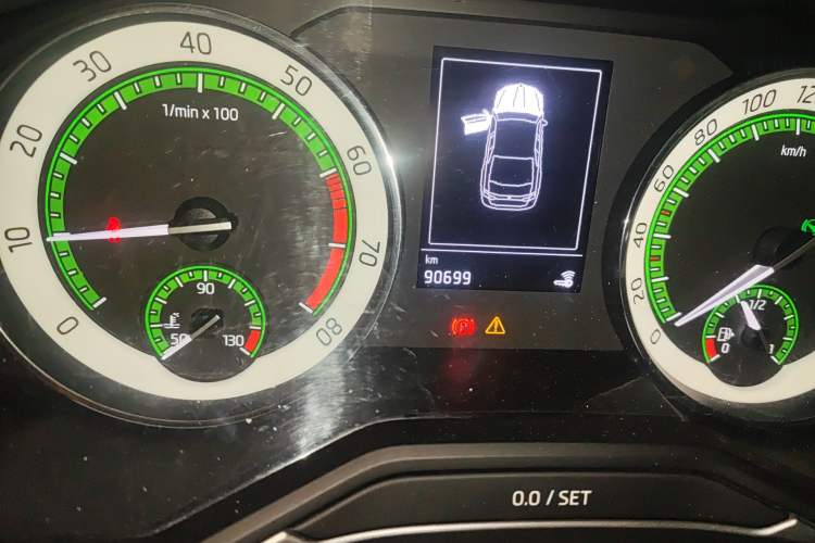 Used Skoda Superb 2018 TSI280 DSG Comfort Edition China V Standard Odometer Close Up
