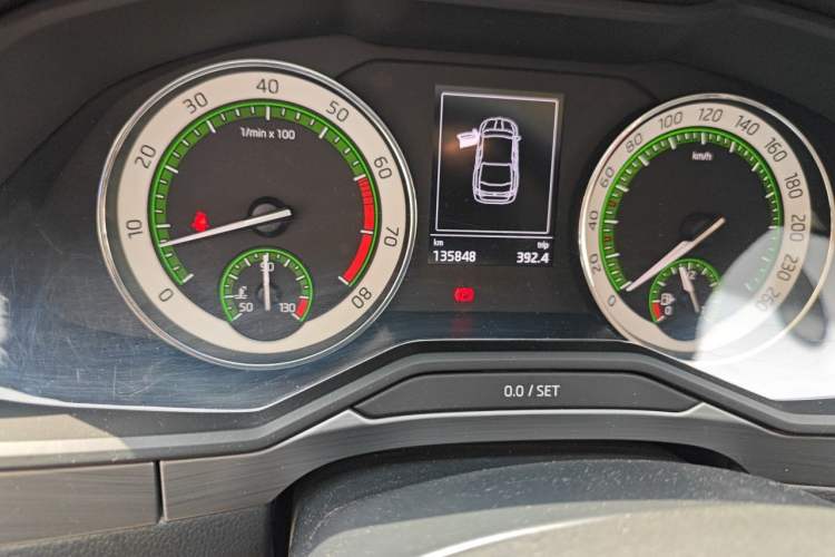 Used Skoda Superb 2018 TSI330 DSG Comfort Edition China V Standard Odometer Close Up