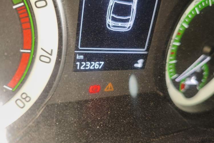 Used Skoda Superb 2018 TSI280 DSG Comfort Edition China V Standard Odometer Close Up