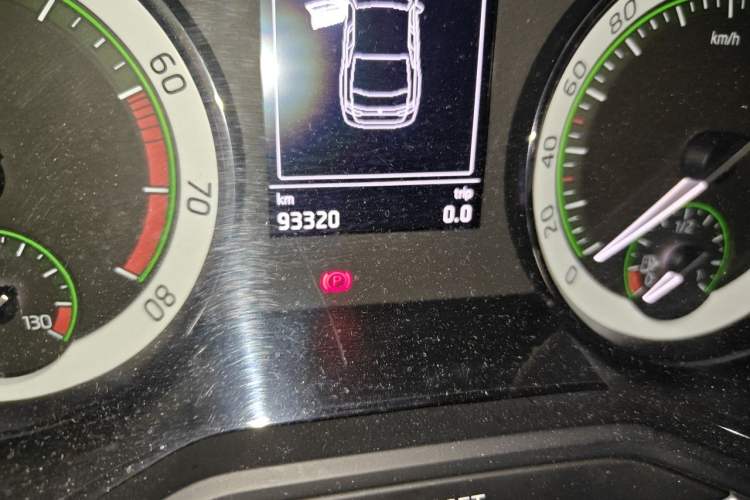Used Skoda Superb 2018 TSI330 DSG Comfort Edition China V Standard Odometer Close Up