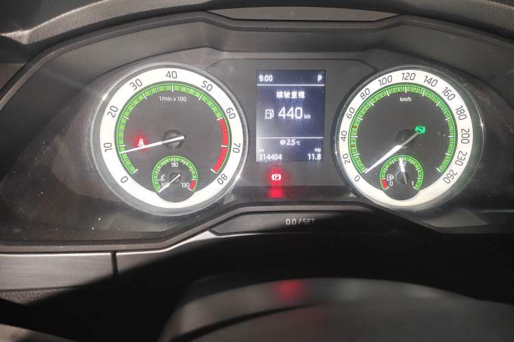 Used Skoda Superb 2018 TSI280 DSG Comfort Edition China V Standard Odometer Close Up