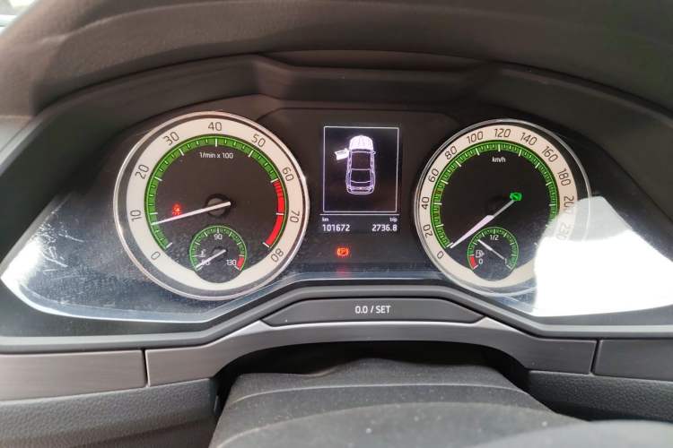 Used Skoda Superb 2018 TSI330 DSG Comfort Edition China V Standard Odometer Close Up