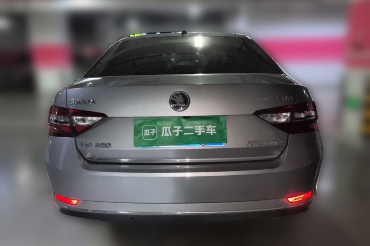 Used Skoda Superb 2018 TSI380 DSG Flagship Edition China V Standard Rear